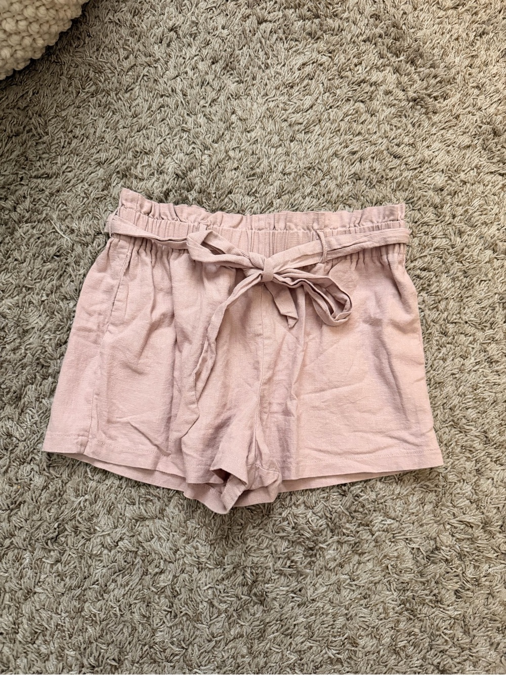 NWOT Size M Women's Paperbag Waist Tie Shorts - Mauve Color